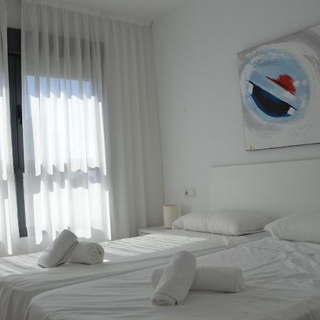 D'Oboe Marlovi Apt With Pool เบนิดอร์ม ภายนอก รูปภาพ